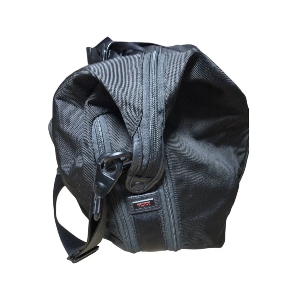 Tumi Alpha 2 Double Expansion Travel Satchel Black Weekender Business Duffle Bag